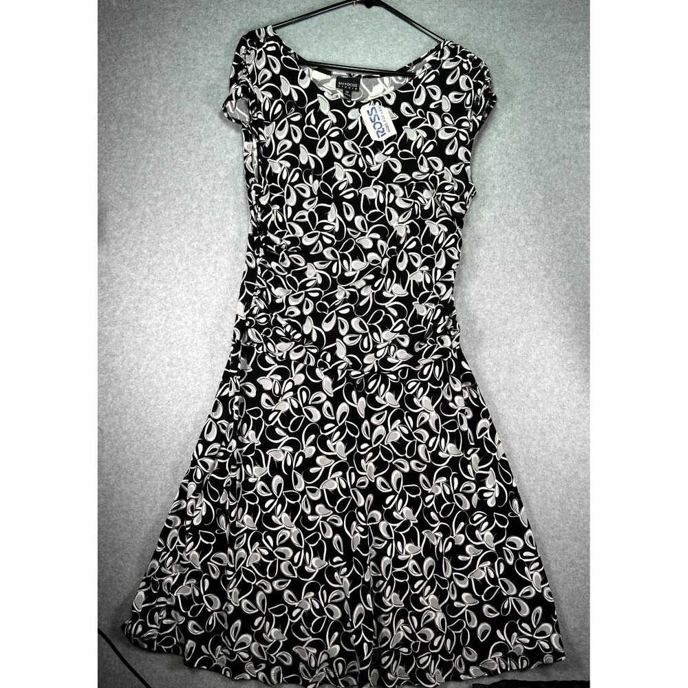 En Focus Studio Fit & Flare Dress Women's 14 Black White Leaf Print Round Neck